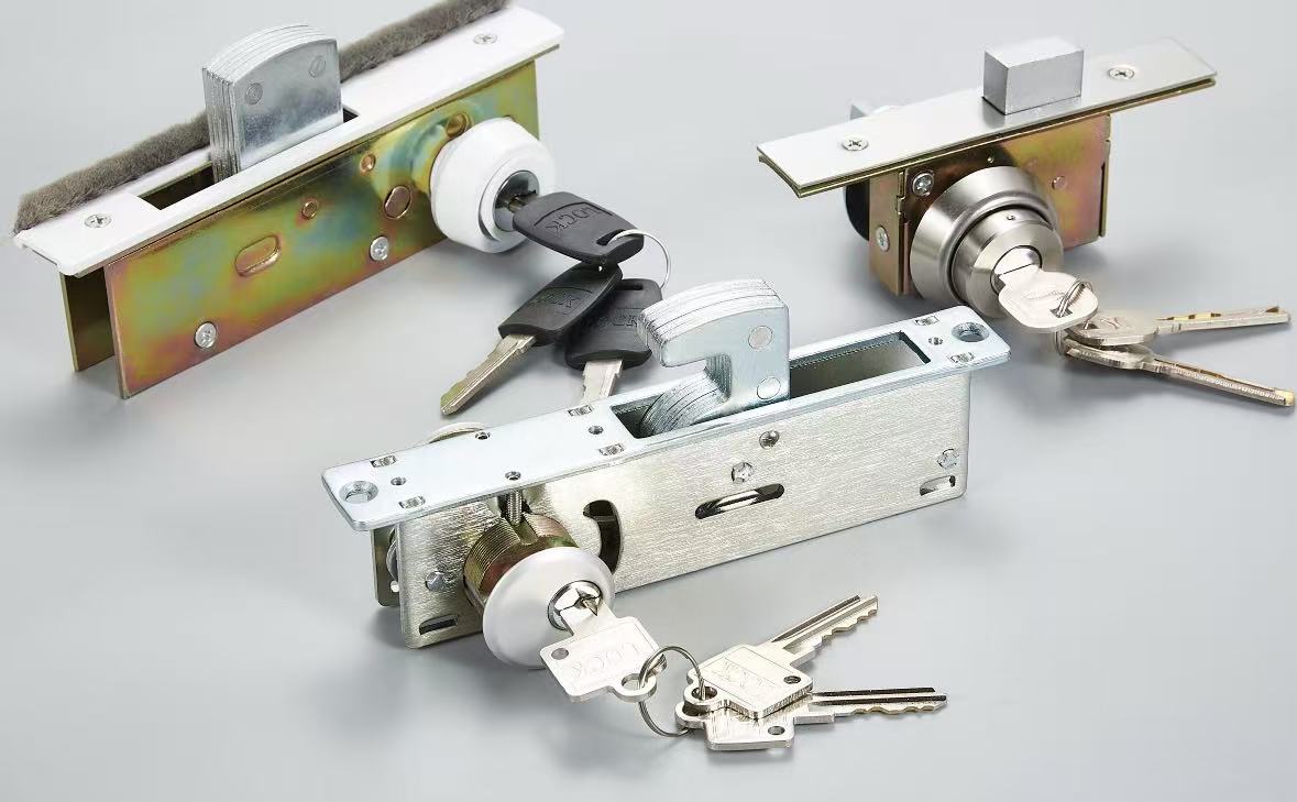 Sliding door, swing door, key lock