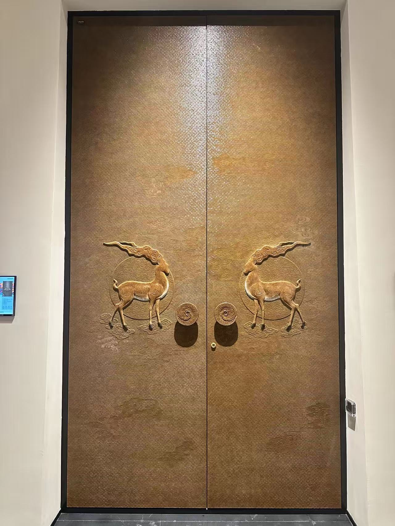 Entrance door 2