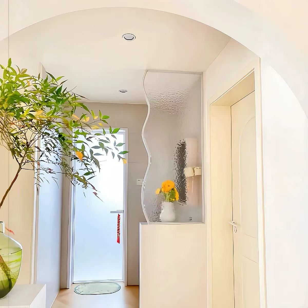 Wavy glass partition screen