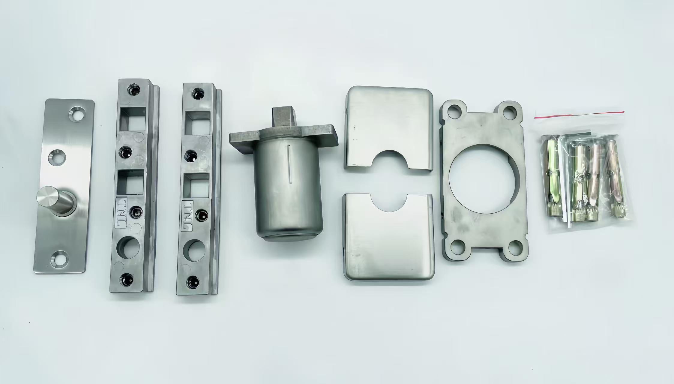 Revolving door accessories 5