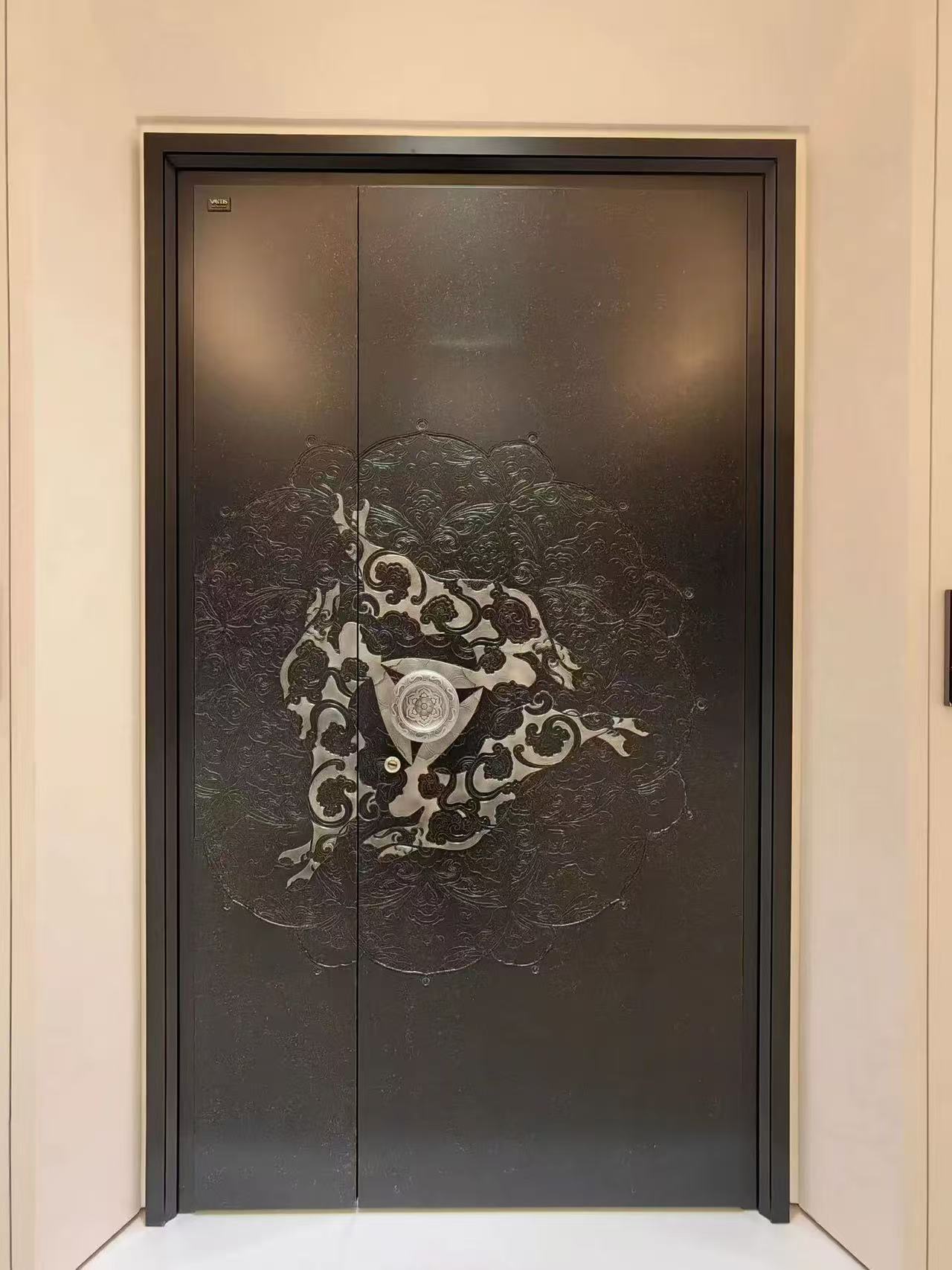 Entrance door 4